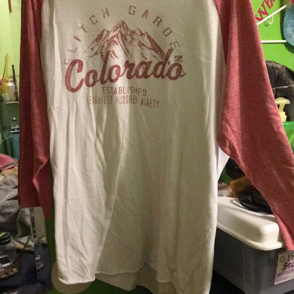 Shirt - Picture 3 of 5